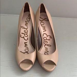 Sam Edelman nude peep-toe pumps